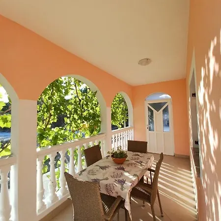 Apartment Mira Trogir Exterior photo