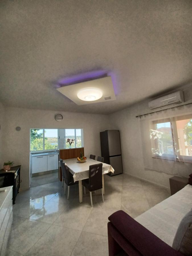 Mira Apartment Trogir