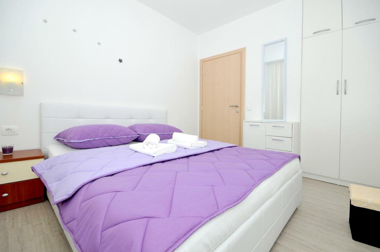 Apartment Mira